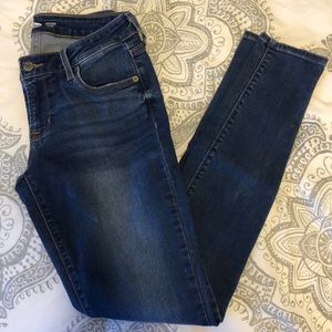 DARK WASH JEANS